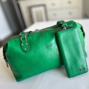 MATT & NAT Kelly green shoulder bag and wallet